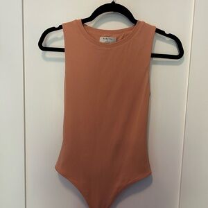 Babaton 90s Bodysuit in soft coral